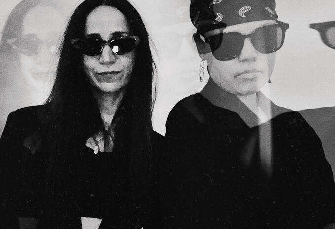 BLACK GIRL / WHITE GIRL